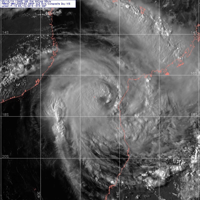 1319UTC DMSP: rapidly improving satellite signature for the last 3 hours.