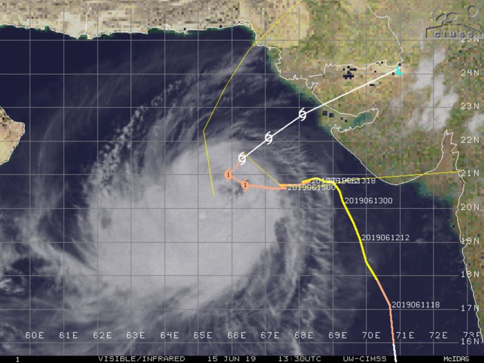 STILL ASSESSED AS A CATEGORY 1 BUT FORECAST TO WEAKEN RAPIDLY AFTER 24H