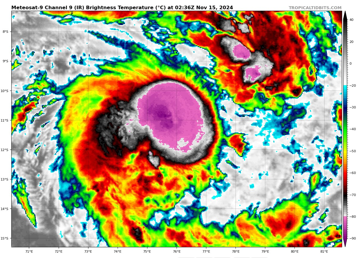 Typhoon 25W(MAN-YI) intensifying//TC 02S(BHEKI) intensifying// TY 27W(USAGI) weakening//1503utc