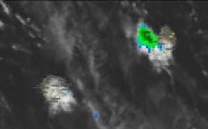 Maurice/Réunion: averses orageuses localisées(parfois fortes notamment à Maurice) cet après midi, (VIDEO)